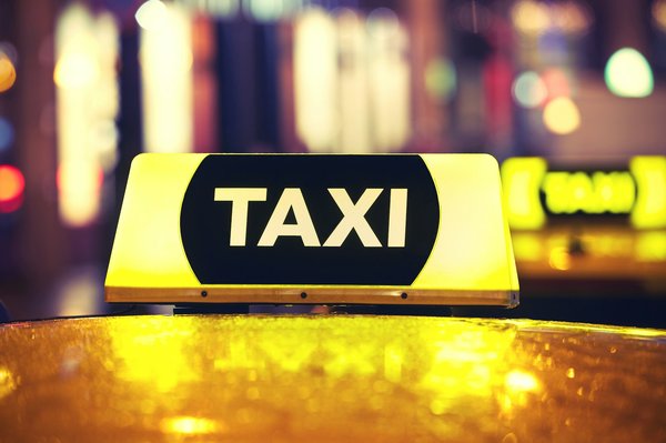Réservez votre trajet avec taxi lille à toute heure